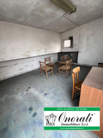 MQ 350 ROMA, ZONA VIA DI SALONE, Rif.V-638. - Foto 8