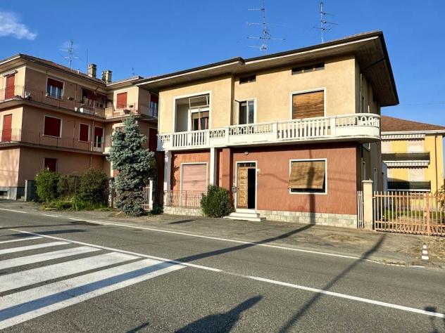 Vendita Casa singola da 238 mq in Via XXV Aprile con giardino