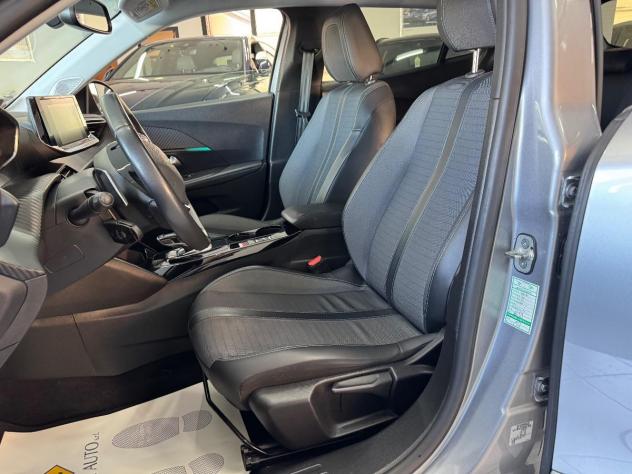 PEUGEOT 2008 BlueHDi 130 S&S EAT8 ALLURE UNICO PROP/ CARPLAY - Foto 9