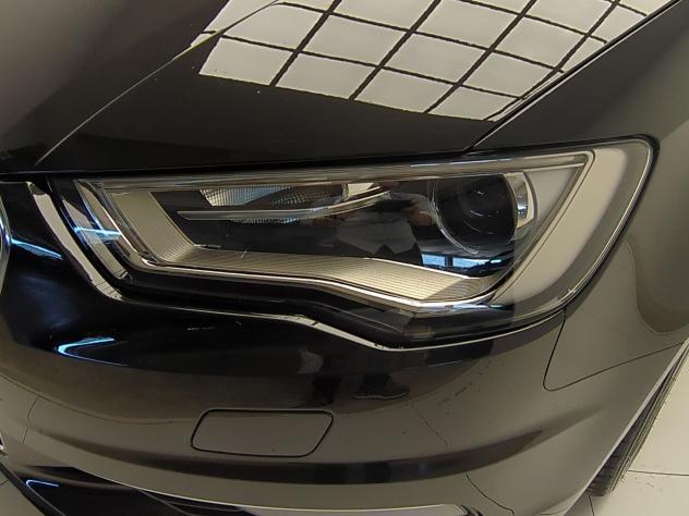 Audi A3 1.6 TDI sedan diesel ambiente - Foto 7