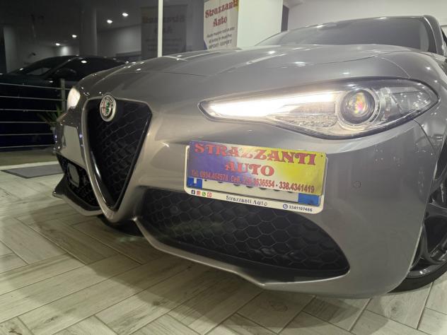 Alfa Romeo Giulia 2.2TurboD210CV Q4 VELOCE IPERFULL2018 - Foto 5