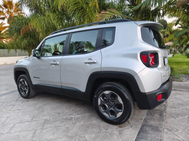 Jeep Renegade 2.0 Mjt 140CV 4WD diesel 4x4 - Foto 5