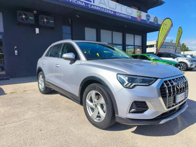 Audi Q3 35 2.0 tdi Business Advanced s-tronic