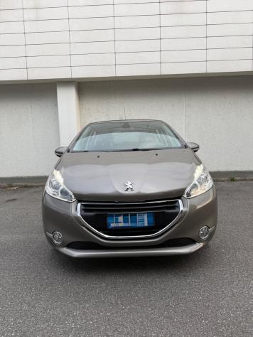 Peugeot 208 1.4 HDi 68 CV 5 porte Access - Foto 2
