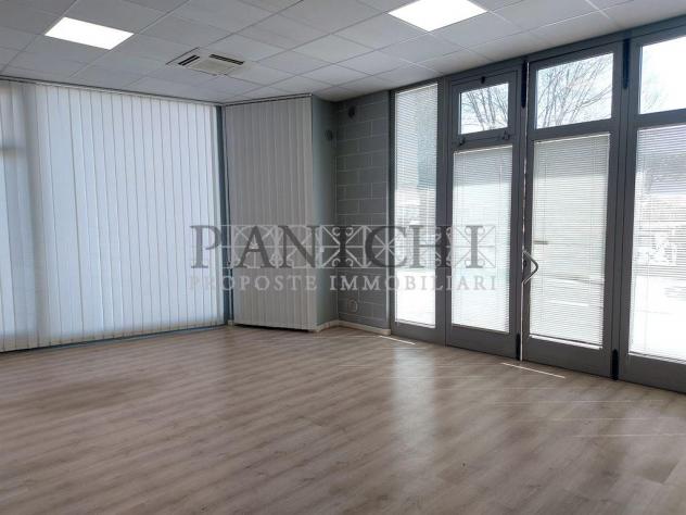 Ufficio 60 mq con wc e doccia - piano terra - Foto 3
