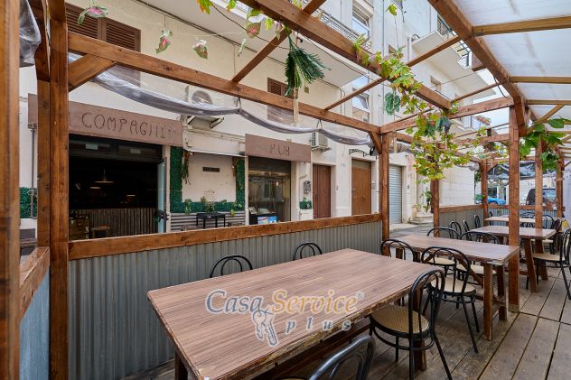 PIZZERIA/PUB /PANINOTECA AL CENTRO DI GALLIPOLI