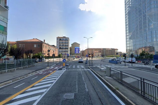TRILOCALE RISTRUTTURATO E ARREDATO VIA NIZZA - Foto 3