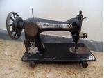 MACCHINA per CUCIRE manuale A PEDALE, SINGER, degli ANNI '30