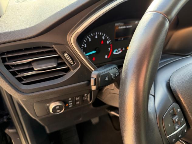 Ford Kuga 1.5 EcoBoost 120 CV 2WD Connect - Foto 10