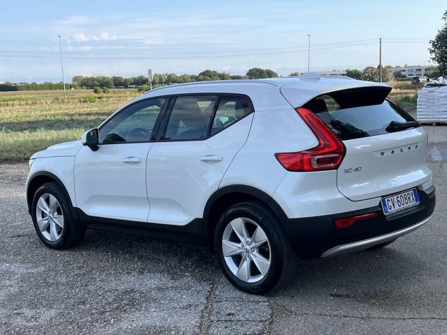 Volvo XC40 B3 automatico Core - Foto 4