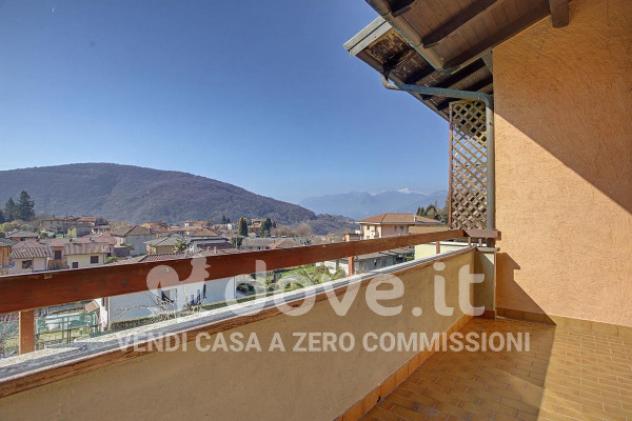 Appartamento di 97 m² con 3 locali e box auto in vendita a Dumenza - Foto 6