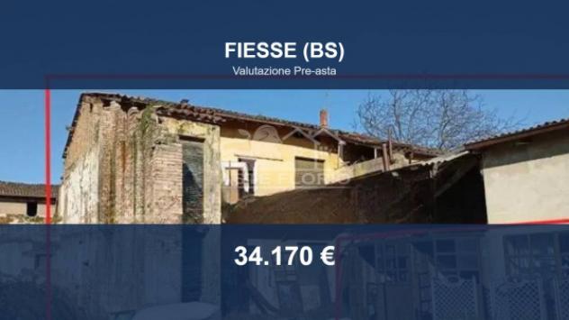 Immobile in asta di 150 m² con più di 5 locali in vendita a Fiesse