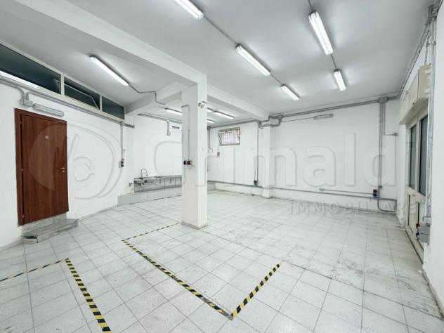 Laboratorio in vendita a Giugliano in Campania - Foto 2