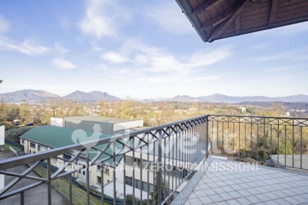 Villa di 200 m² con 5 locali e box auto doppio in vendita a Varese - Foto 3