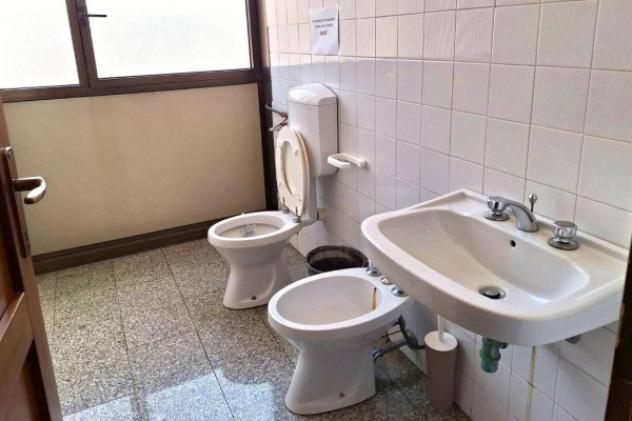 Immobile in asta di 201 m² con più di 5 locali in vendita a Elmas - Foto 13