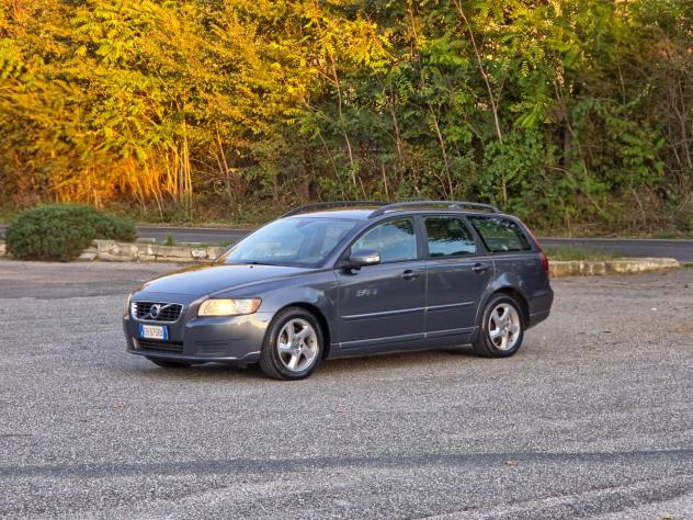 Volvo V50 D2 R-design CV-114 E5 Manuale NEO 2011 - Foto 3