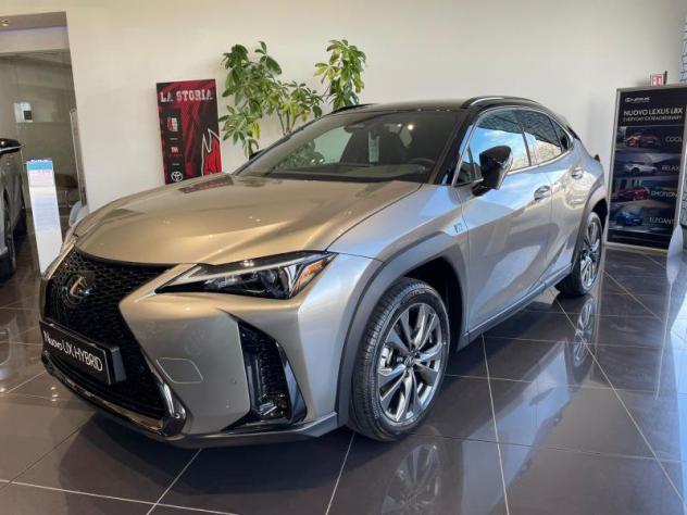 Lexus UX 300h F-Design