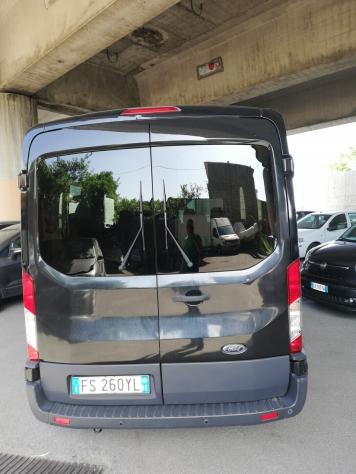 Ford Transit 350 2.0TDCi EcoBlue 130CV PL-TM Combi Titanium - Foto 4
