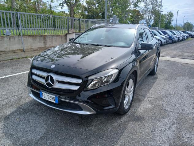 Mercedes-benz GLA 180 d Premium - Foto 2