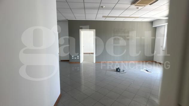Negozio - Erba . Rif.: Cod. rif 3306145VCG - Foto 2