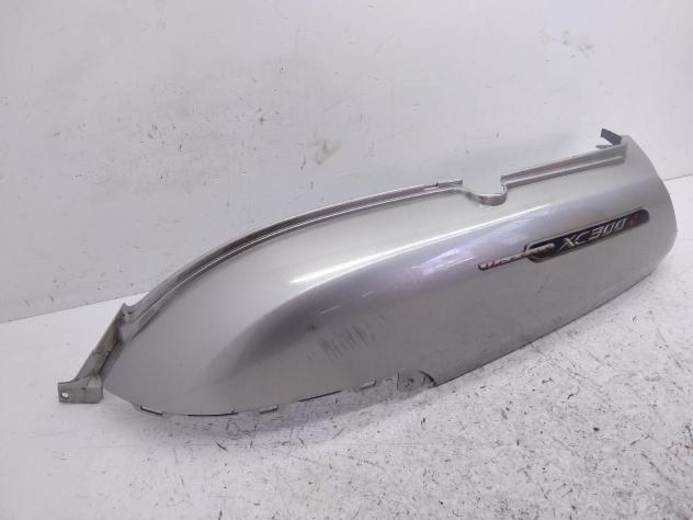 YAMAHA XC VERSITY 300 CARENA FIANCATA POSTERIORE DESTRA 2004 2006 SH014