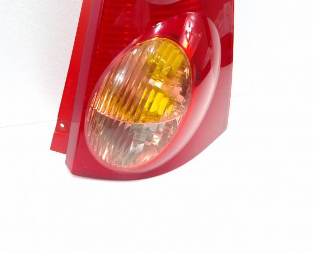 STOP FANALE POSTERIORE DESTRO PEUGEOT 107 1° Serie 81550-0H040 (05) - Foto 2