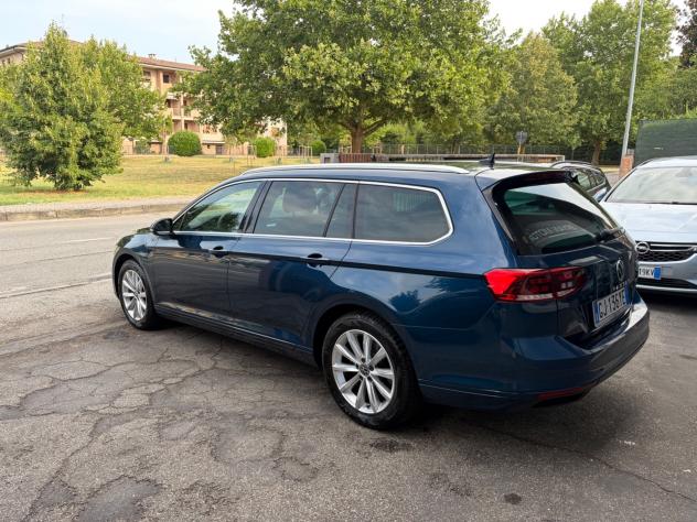 Volkswagen Passat Variant 2.0 TDI SCR EVO DSG Business - Foto 5