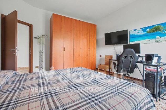 Appartamento di 130 m² con 3 locali e box auto in vendita a Besate - Foto 18