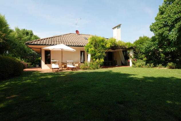 Villa in vendita a Pontedera 315 mq Rif: 880379