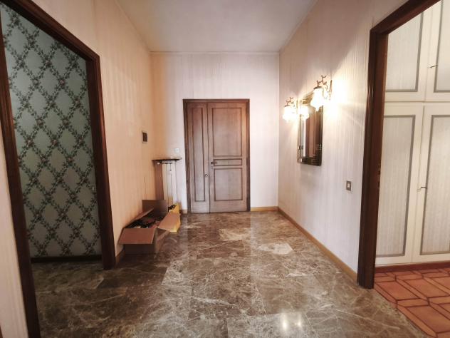 Appartamento in Via Giulio Curioni