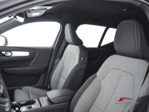 VOLVO XC40 B3 Mild hybrid Benzina Core rif. 23401356 - Foto 9