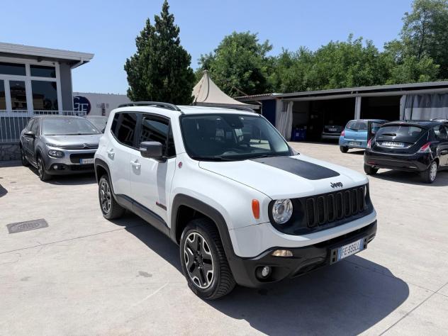 Jeep Renegade 2.0 Mjt 170CV 4WD Active Drive Low Trailhawk - Foto 3