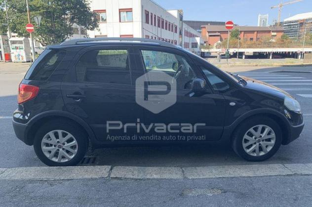 FIAT Sedici 2.0 MJT 16V DPF 4x2 Emotion - Foto 4