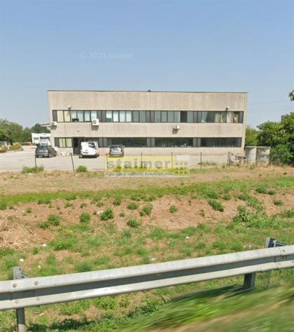 Capannone a Cornegliano Laudense dotato ampio piazzale