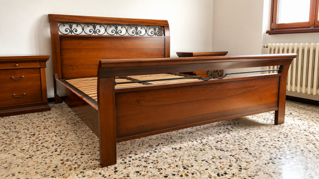 Letto Matrimoniale con 2 Comodini 216x172 cm - come nuovo - Foto 4