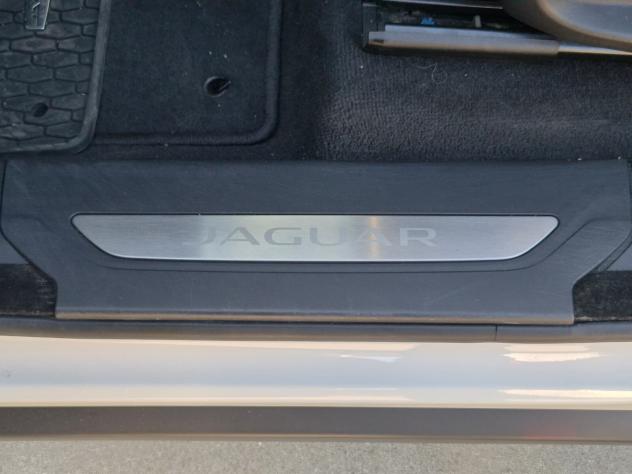 Jaguar F-Pace 2.0 D 180 CV AWD Auto Tetto Panoramico - Foto 10