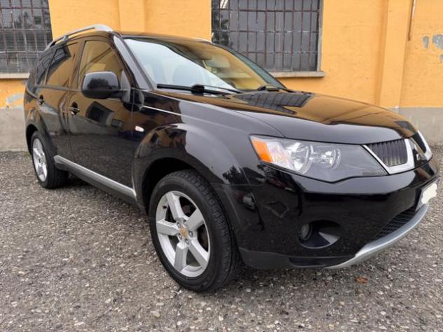 MITSUBISHI Outlander 7 posti 2.0 DI-D Intense DPF rif. 23761786 - Foto 3