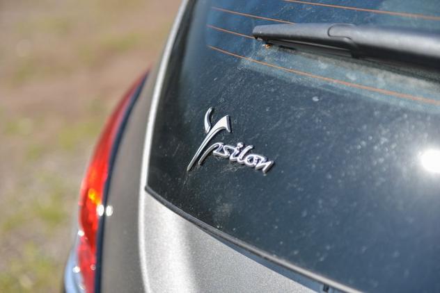 Lancia Ypsilon 1.0 FireFly 5 porte S&S Hybrid Silver - Foto 8