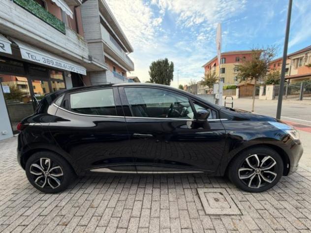 RENAULT Clio dCi 8V 75 CV 5 porte Moschino Intens rif. 24229742 - Foto 4