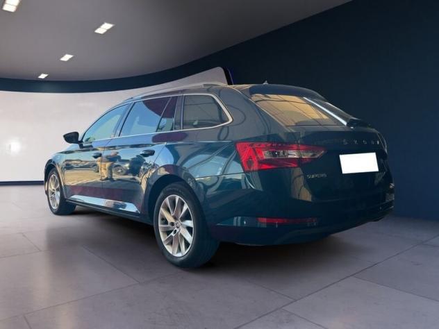 Škoda Superb Wagon 2.0 TDI EVO Executive 200 CV DSG - Foto 5