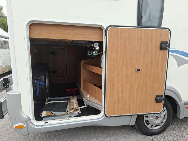 CAMPER CHAUSSON DUCATO SEMINTEGRALE SEMIDINETTE GARAGE BASCULANTE CLIMATIZZATORE FOTOVOLTAICO CAMPEGGIO USATI GENERALI 1635 - Foto 6