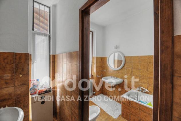 Villa di 475 m² con più di 5 locali e box auto doppio in vendita a Malnate - Foto 19