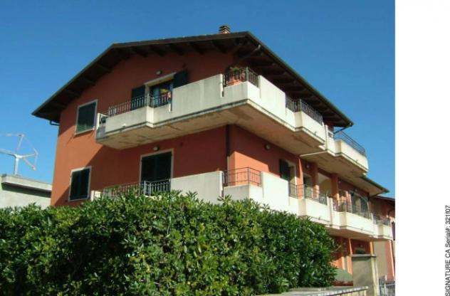 Immobile in asta di 81 m², box auto in vendita a Monte Porzio - Foto 3