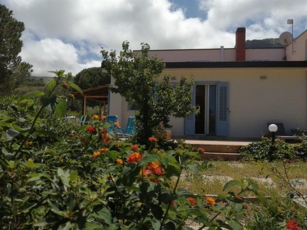 Villa panoramica con giardino di pertinenza - Foto 9