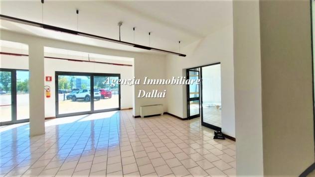Borgo San Lorenzo (Petrona) - Capannone con parcheggio - Foto 2