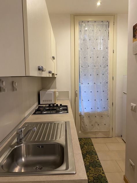 Bilocale con terrazzo in Via Vigevano 27 (Navigli) - Foto 5