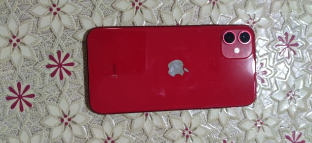Offro iPhone 11 come nuovo - Foto 3
