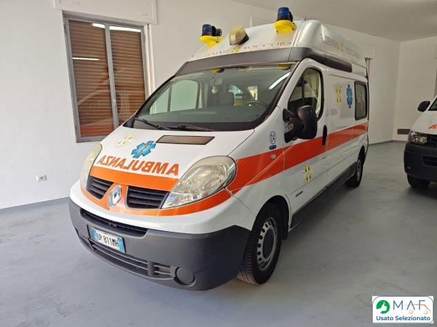 RENAULT TRAFIC AMBULANZA (ML) CV*