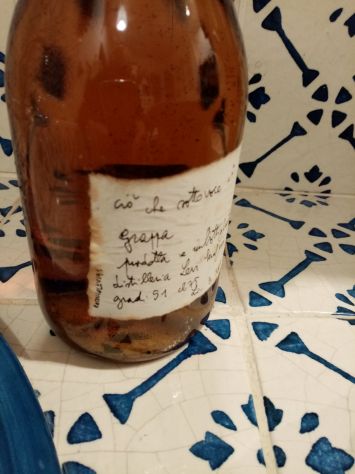 bottiglia di grappa - Foto 5