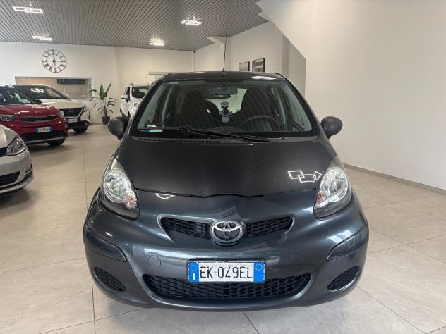 Toyota Aygo 1.0 12V VVT-i 5 porte Deep Ocean Connect - Foto 2